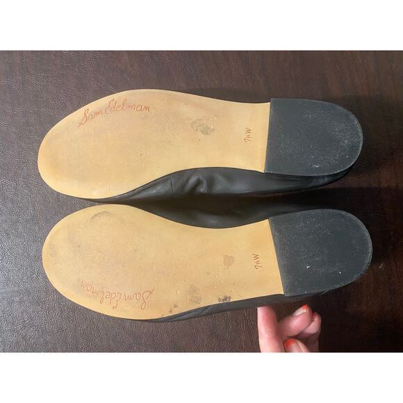 Sam Edelman Felicia Ballet Flats Black Leather Bow Logo Charm Women’s 7.5W - Picture 6 of 6